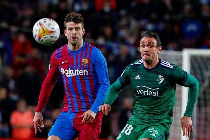 Piqué durante un partido del Barcelona