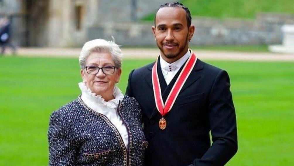 Hamilton buscará incluir el apellido de su madre