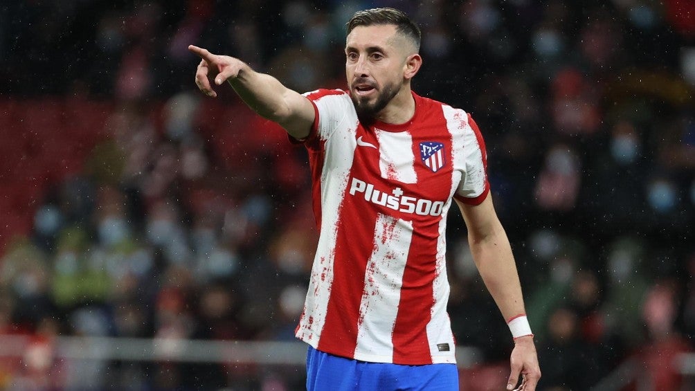 Héctor Herrera jugando partido con el Atlético de Madrid en LaLiga