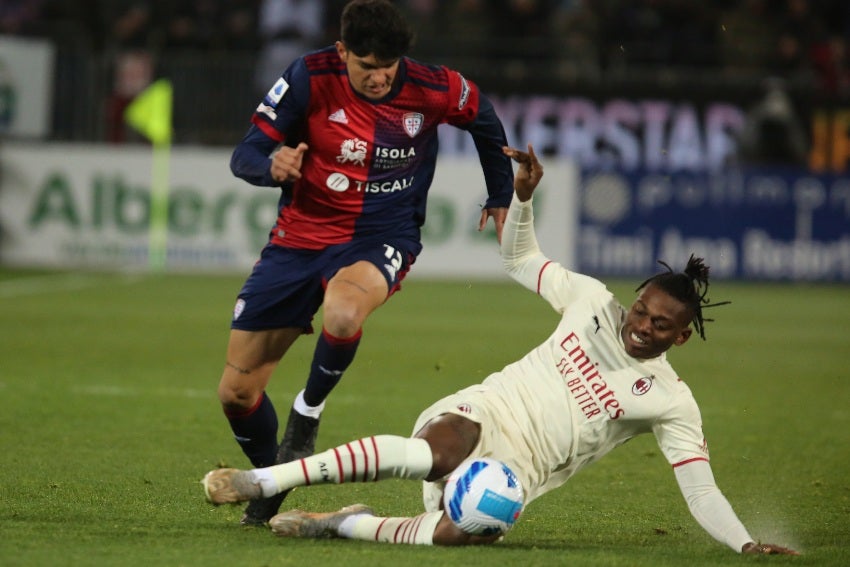 Rafael Leao en el partido vs Cagliari