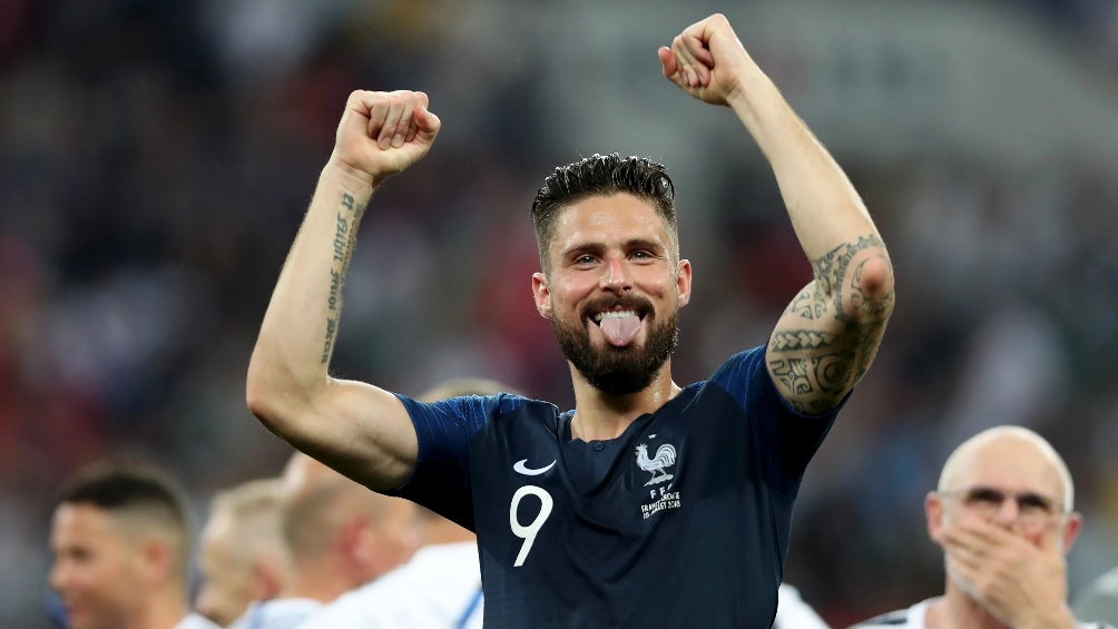 Olivier Giroud en un partido con la Selección de Francia 