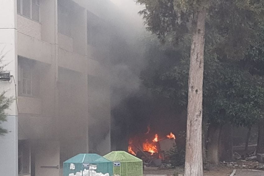 Laboratorio durante el incendio