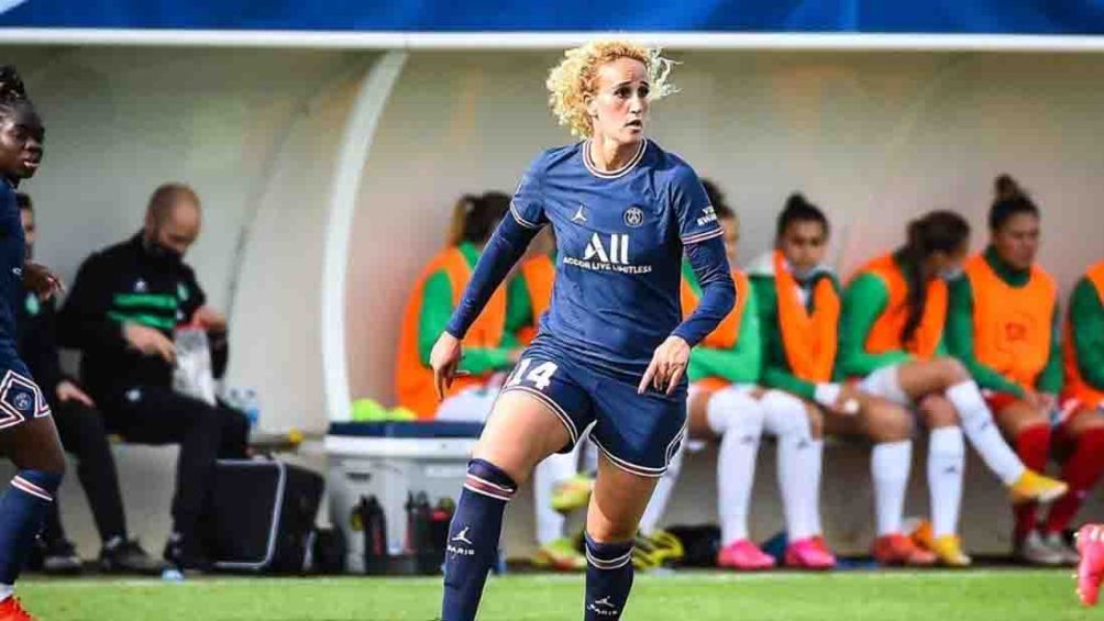 Kheira Hamraoui, durante un partido con el PSG femenil 