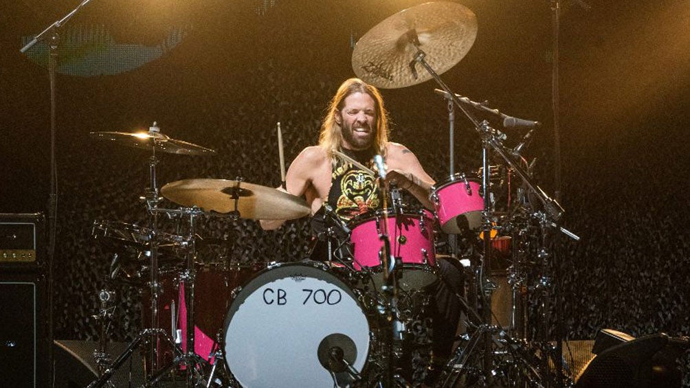 Taylor Hawkins durante un evento musical 