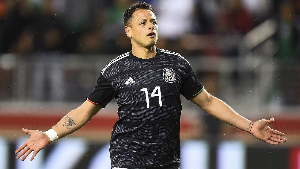 Javier 'Chicharito' Hernández festejando gol con la Selección Mexicana