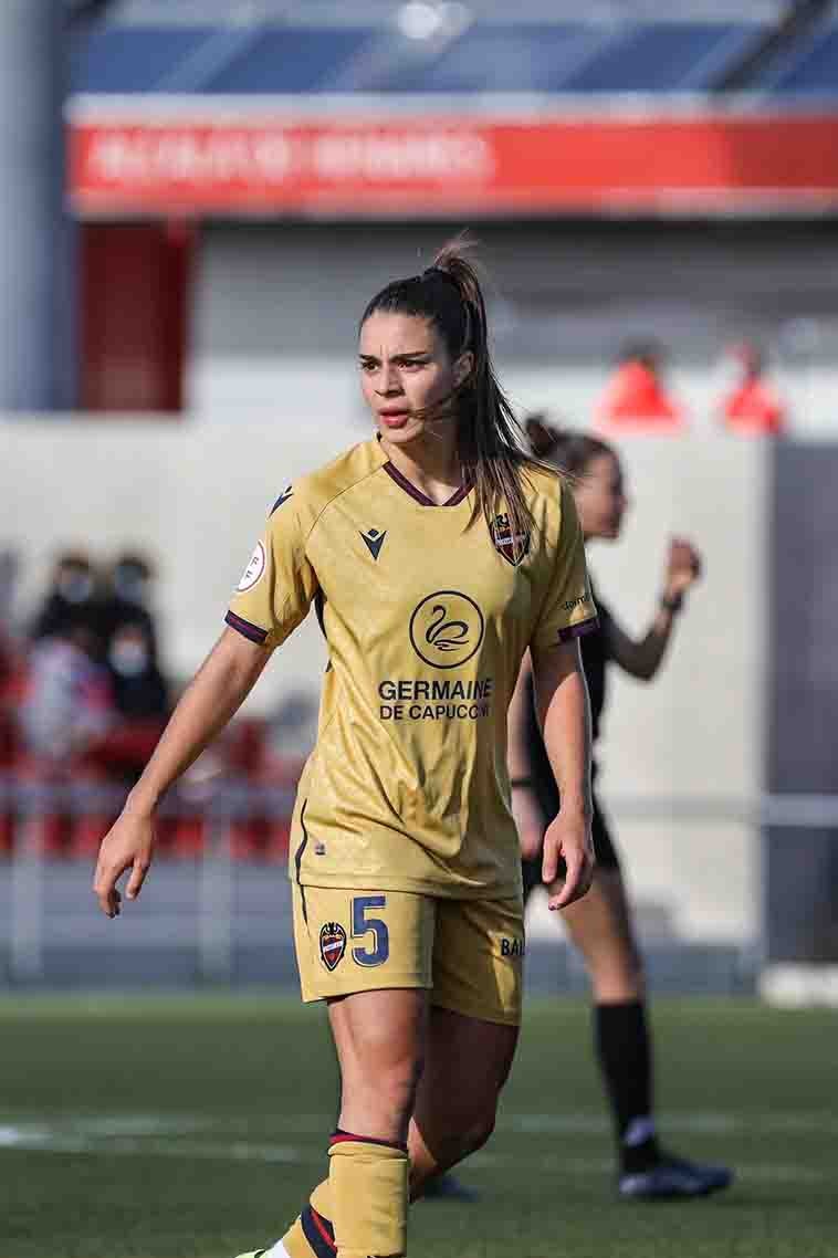 Gio Queiroz, jugadora del Levante 