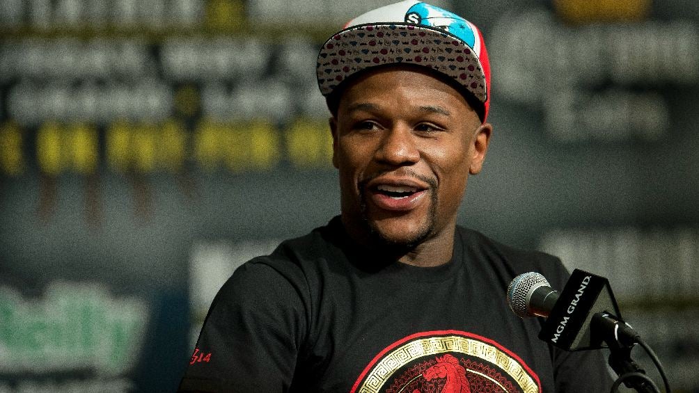 Floyd Mayweather durante una conferencia de prensa previo a pelea