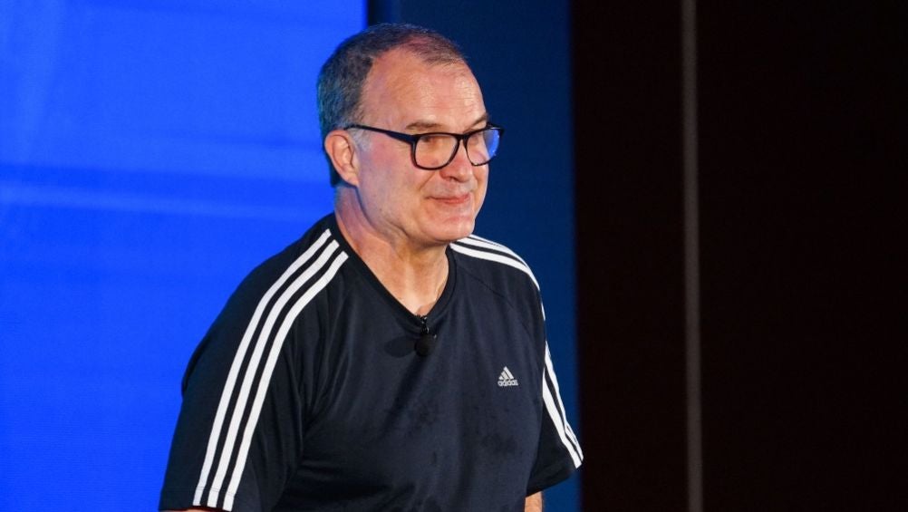 Marcelo Bielsa en la reunión anual del futbol mexicano de 2019