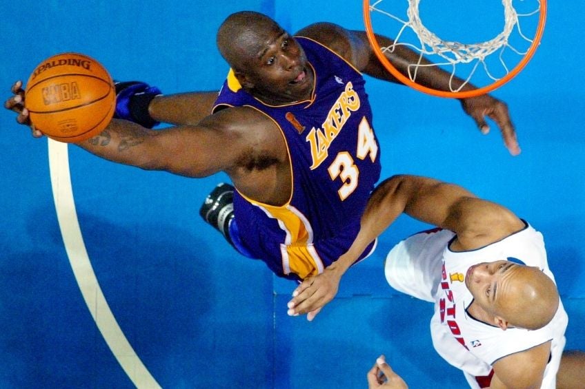 Shaquille O'Neal en un partido de los Lakers