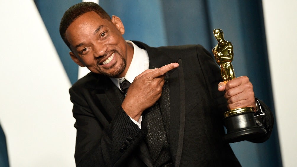 Will Smith festejado la obtención del Oscar como mejor actor