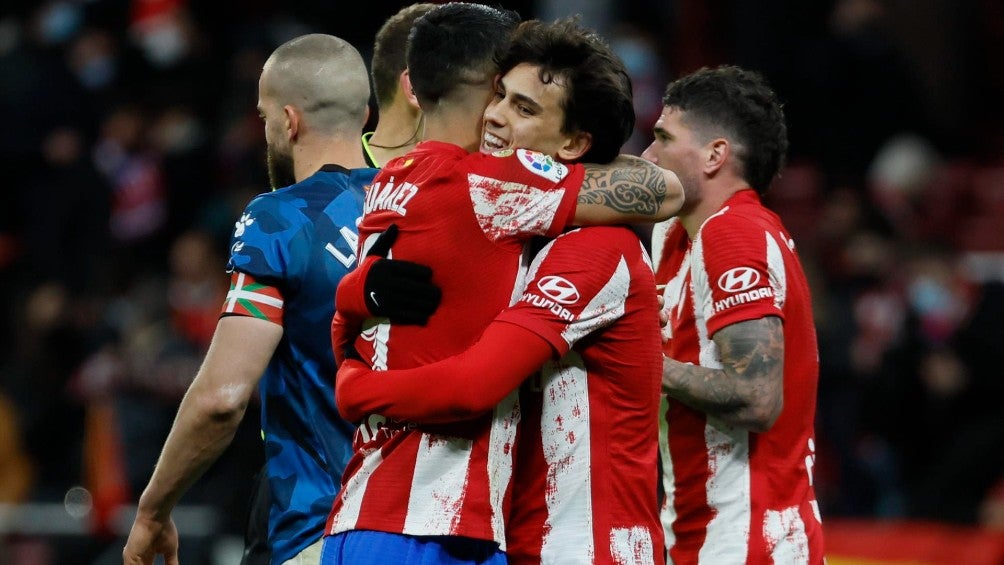 Luis Suárez y Joao Félix celebran dobletes