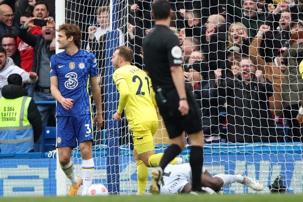 Christian Eriksen le anota al Chelsea