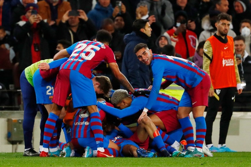 Barcelona celebrando su gol ante Sevilla