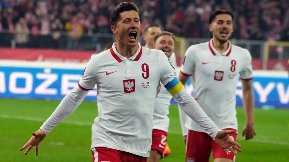 Lewandowski y Polonia se quedarían en fase de grupos