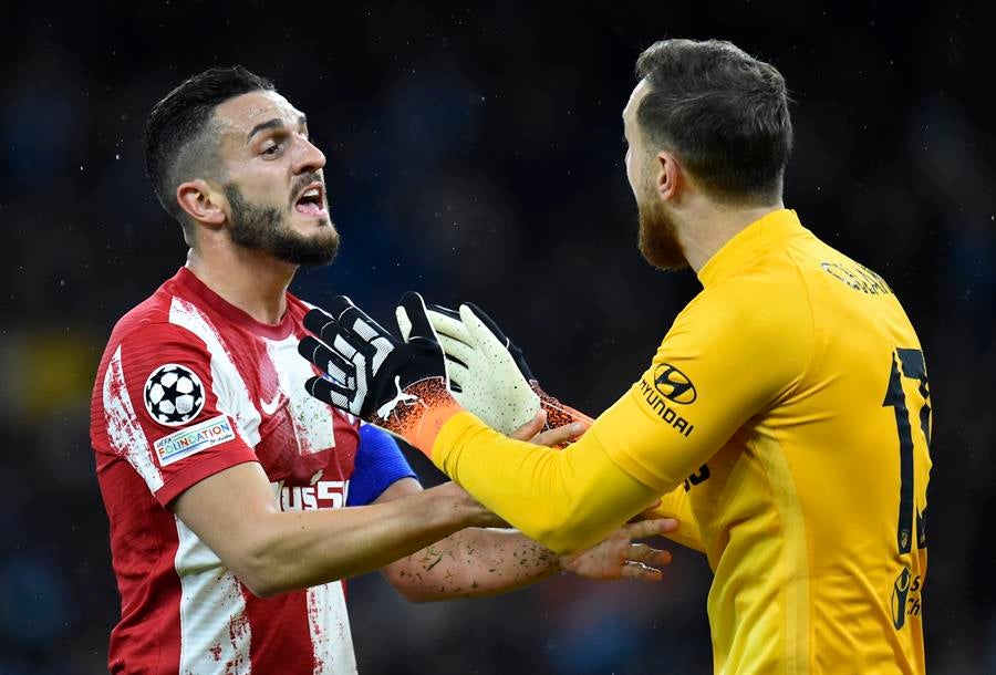 Oblak en partido con el Atleti