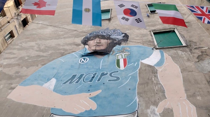 Mural de Diego Armando Maradona en 'El Diez'
