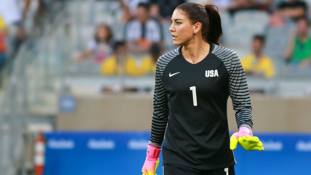 Hope Solo participando en Juegos Olímpicos con Estados Unidos