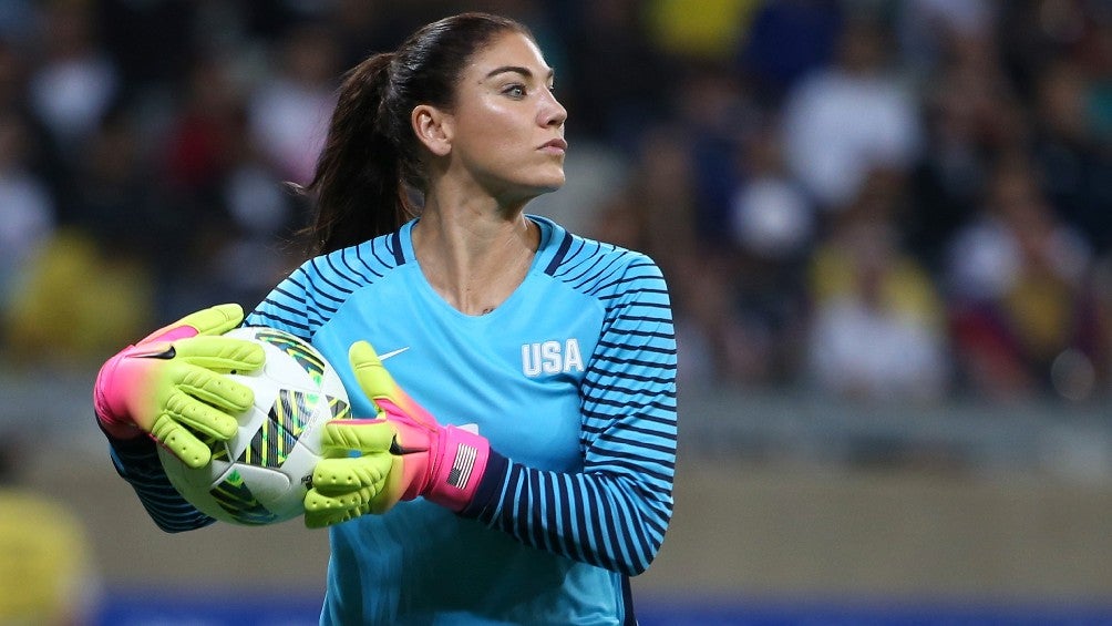 Hope Solo participando en Juegos Olímpicos con Estados Unidos