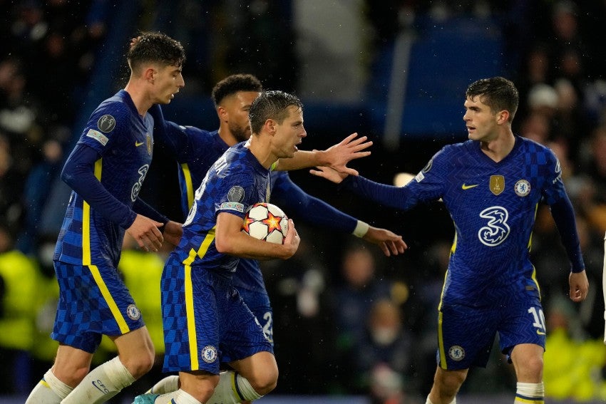 Futbolistas del Chelsea celebrando un gol a favor