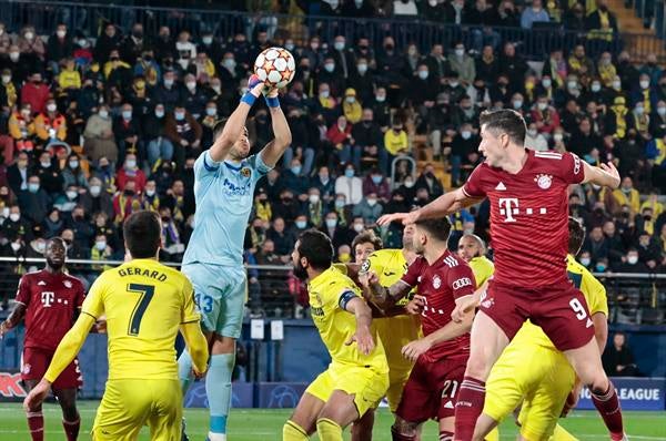 Villarreal ante Bayern Munich en la Ida de los Cuartos de Final de Champions