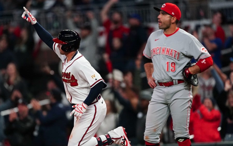 Austin Riley celebra cuadrangular