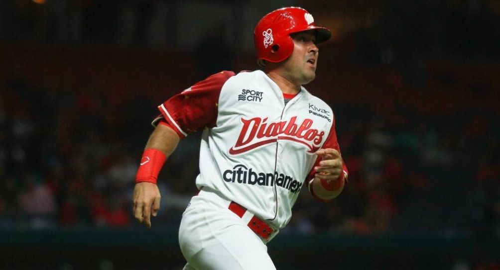 Iván Terrazas con los Diablos Rojos del México