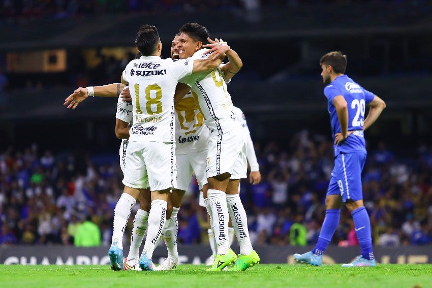 Pumas celebrando su pase a la Final 