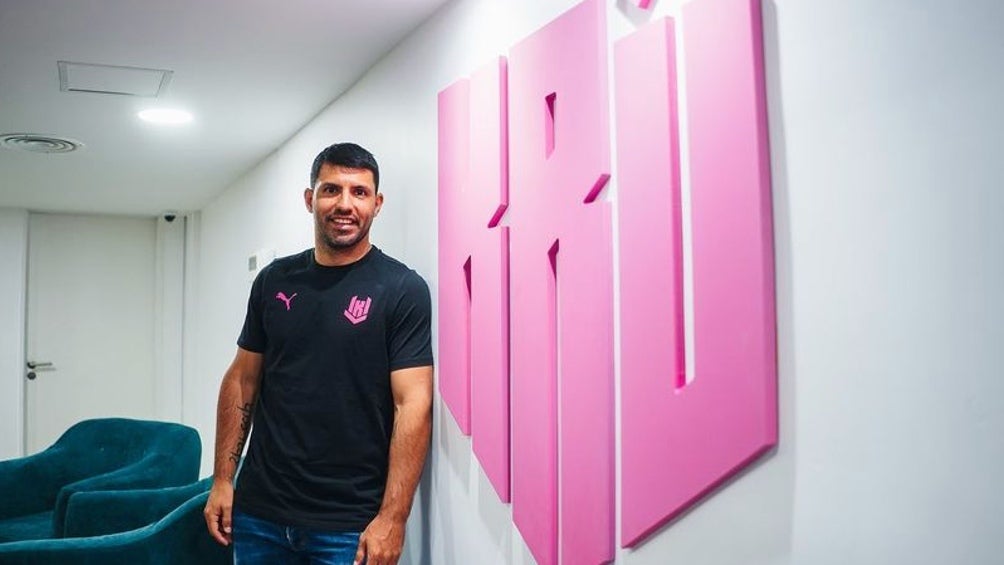 Sergio Agüero durante la presentación del Krü Esports