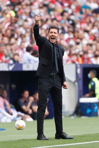 Simeone en partido con el Atlético