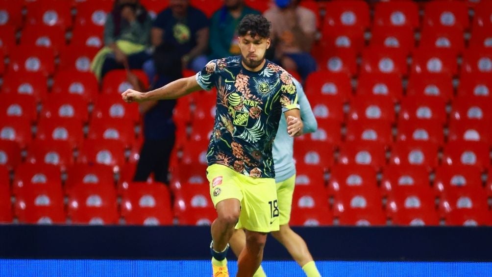 Valdez en el juego con América