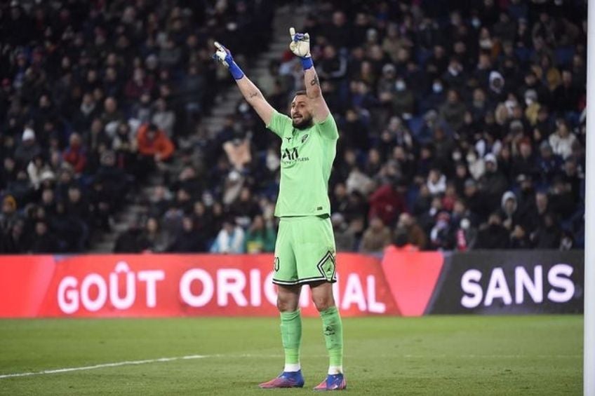 Gianluigi Donnarumma en un partido del PSG