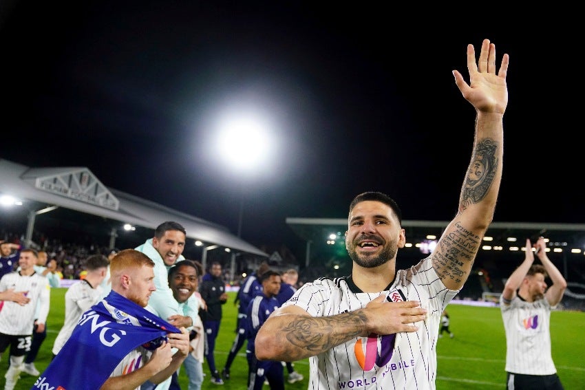 Fulham celebrando su ascenso a la Premier League