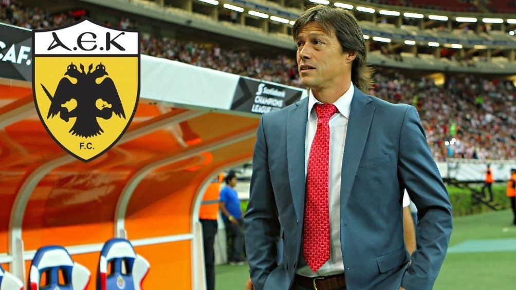 Almeyda en pláticas con el AEK de Atenas 