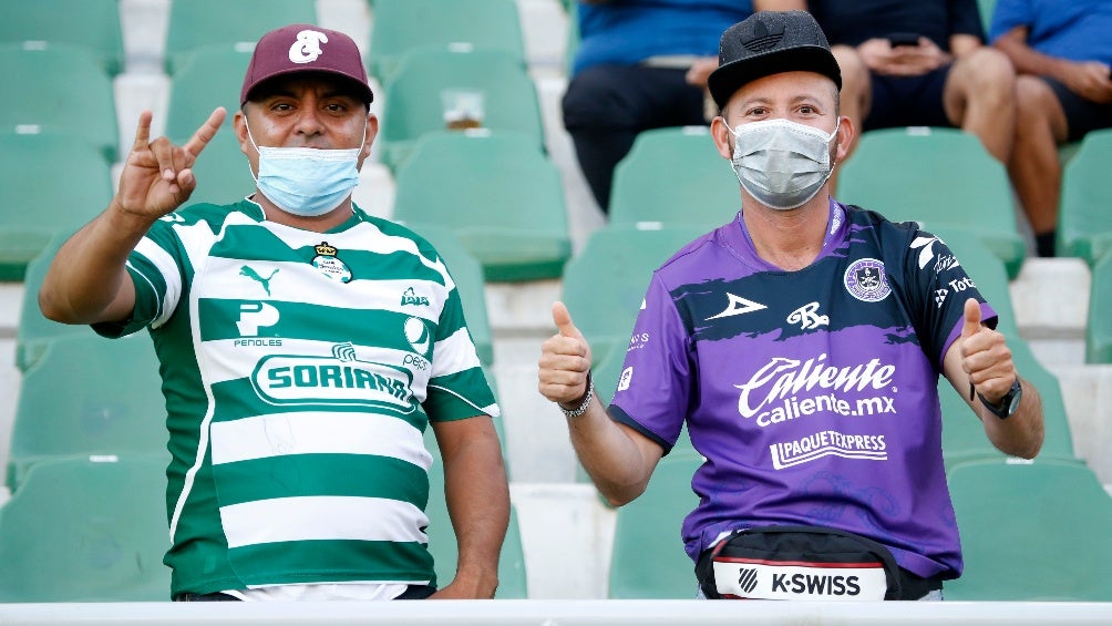 Afición en el Mazatlán vs Santos 