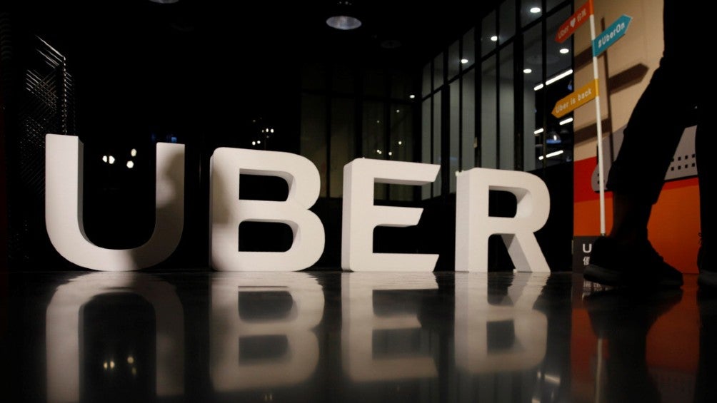 Uber, plataforma de viajes y entregas