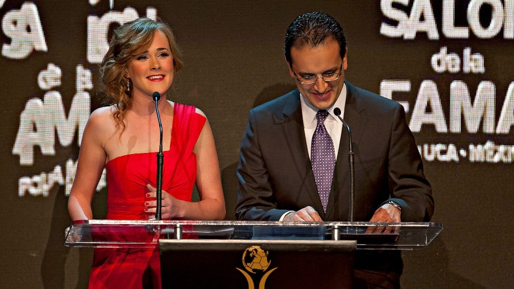 Ciro Procuna con Marion en una entrega de premios