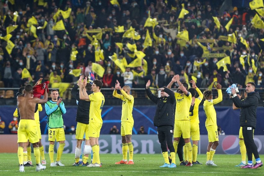 Villarreal celebrando su pase a Semis