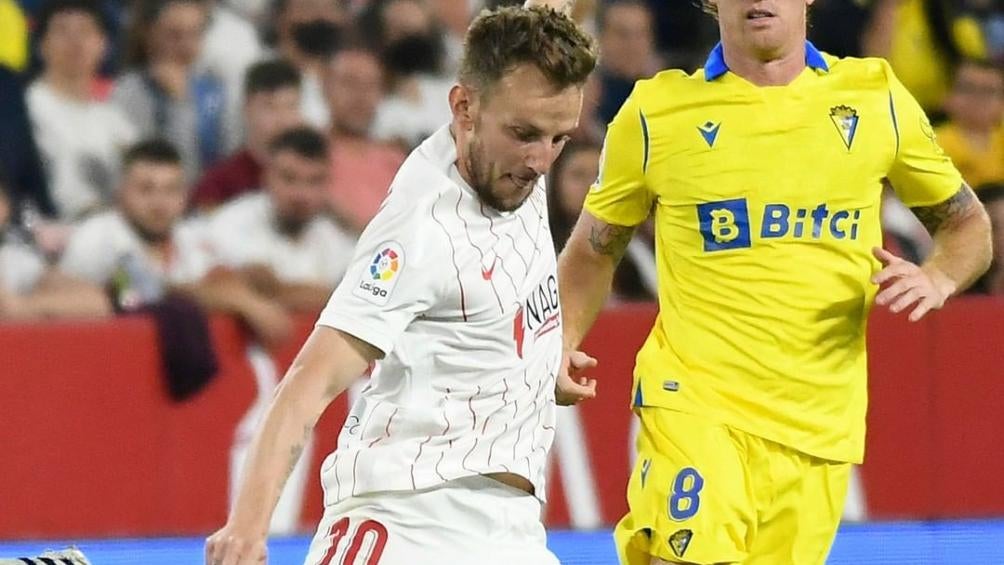 Rakitic y el Sevilla no pudo sacar la victoria en casa