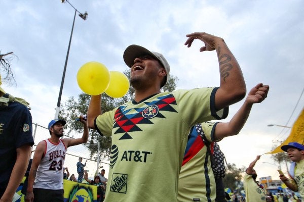 Afición del América en el Estadio Azteca