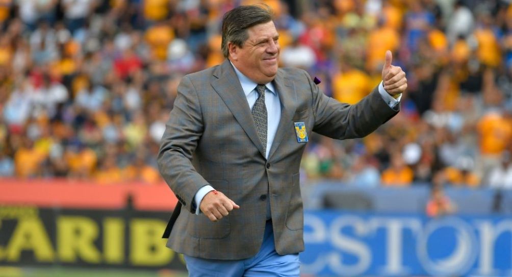 Miguel Herrera previo a un partido