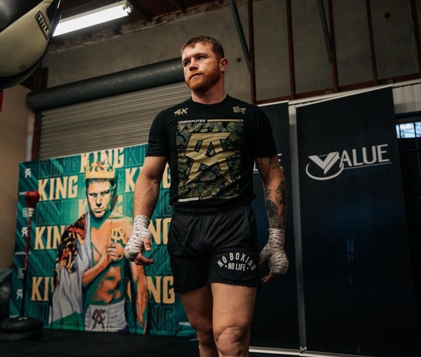 Canelo Álvarez preparando su pelea vs Bivol 