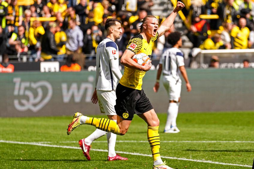 Erling Haaland festejando un gol