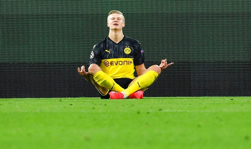 Haaland celebrando un gol con BVB