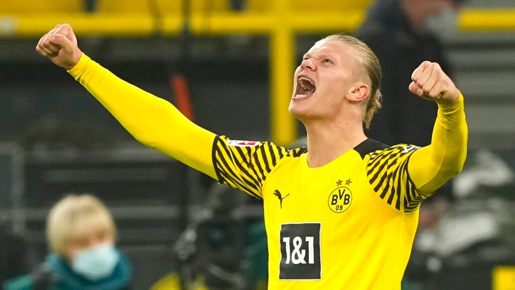 Haaland celebrando un gol con BVB