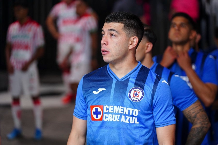 Erik Lira previa a un partido con Cruz Azul