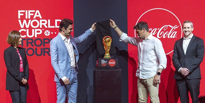 Iker Casillas y Kaká en inauguraron