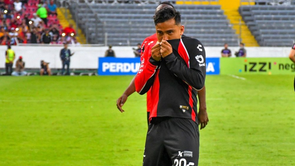 Jairo Torres en un partido del Atlas