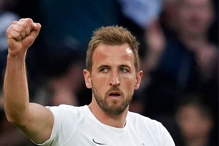 Harry Kane festejando un gol