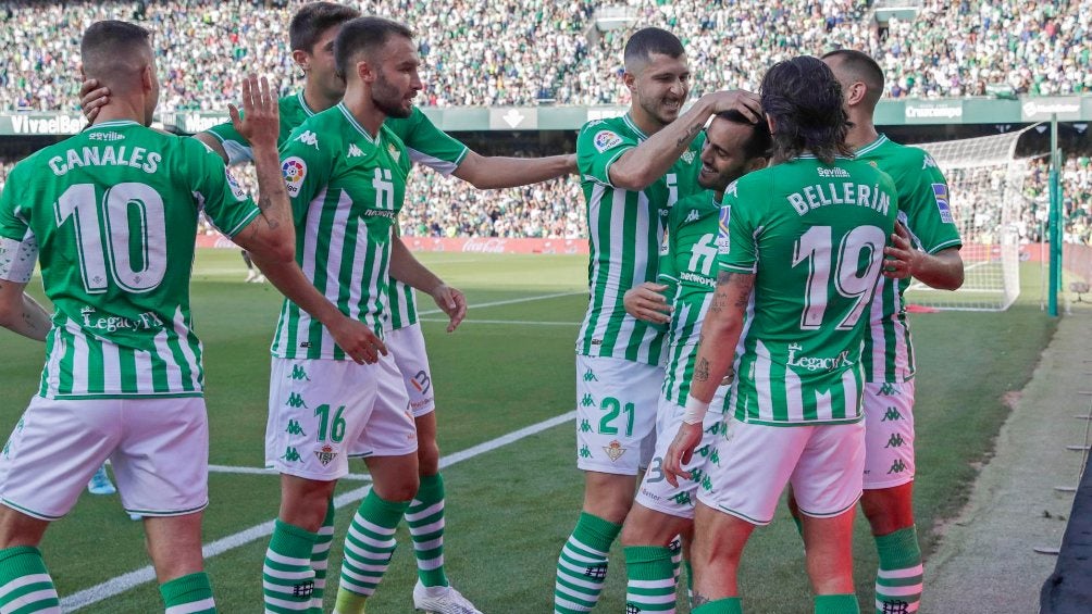 Betis vs Granada en acción