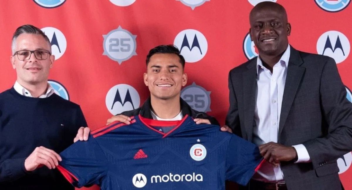 Jairo Torres en presentación con Chicago Fire